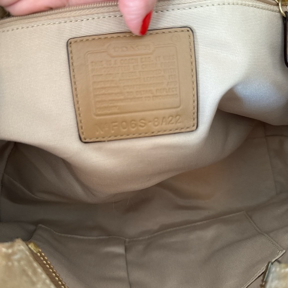 Coach Tan Suede Handbag + Coach leather wallet - Picture 3 of 14